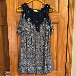 Knox Rose Navy and White Lace Dress great condition